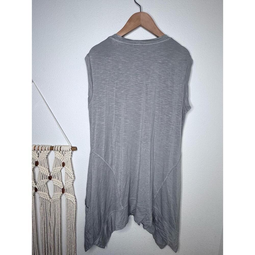 Neiman Marcus Vest Womens Med Grey Cardigan Button Sharkbite Lightweight Modern - Picture 4 of 6